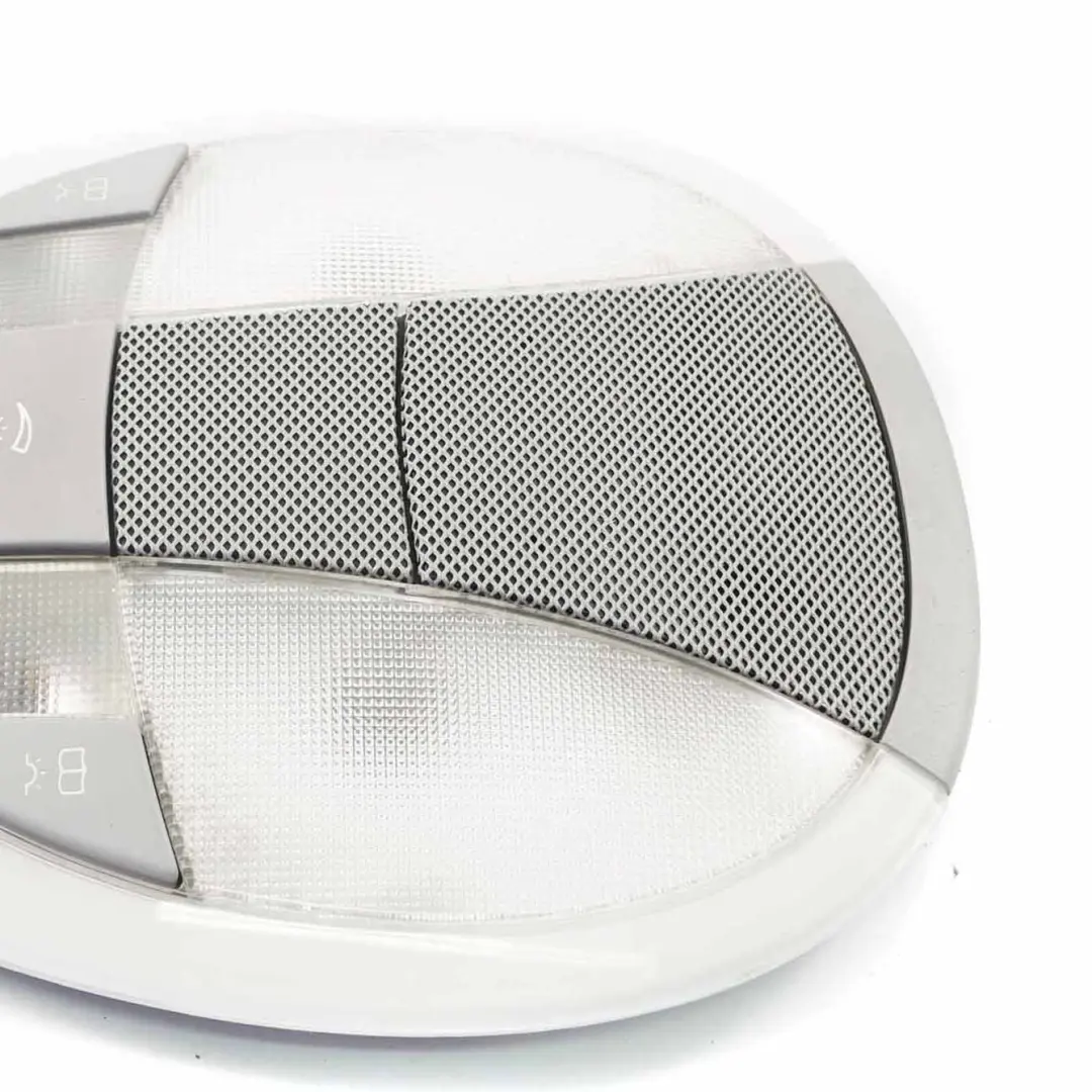 Unidad lámpara techo interior Luz lectura interior para Mercedes W211 con número de pieza A2118206401 Mercedes W211 Unidad lámpara techo interior Luz lectura interior - SKU A2118206401 - Número de pieza A2118206401