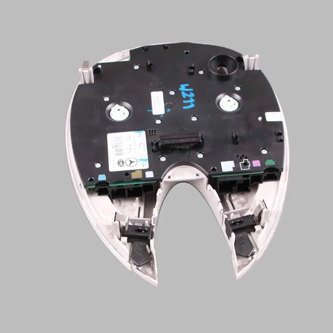 Techo Interior Control de Luz de Lectura Gris A2038202301 para Mercedes W203 CL203 con número de pieza A2118207101 Mercedes W203 CL203 Techo Interior Control de Luz de Lectura Gris A2038202301 - SKU A2118207101 - Número de pieza A2118207101