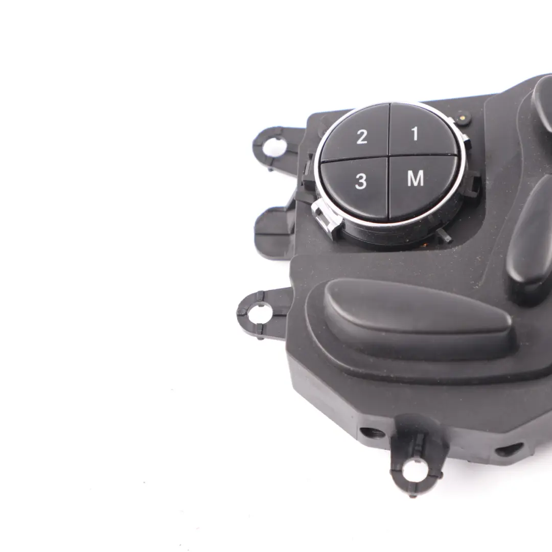 Adjustment Memory Control Panel Front Right O/S to Mercedes W211 Seat with Part number A2118207810 Mercedes W211 Seat Adjustment Memory Control Panel Front Right O/S - SKU A2118207810 - Part number A2118207810