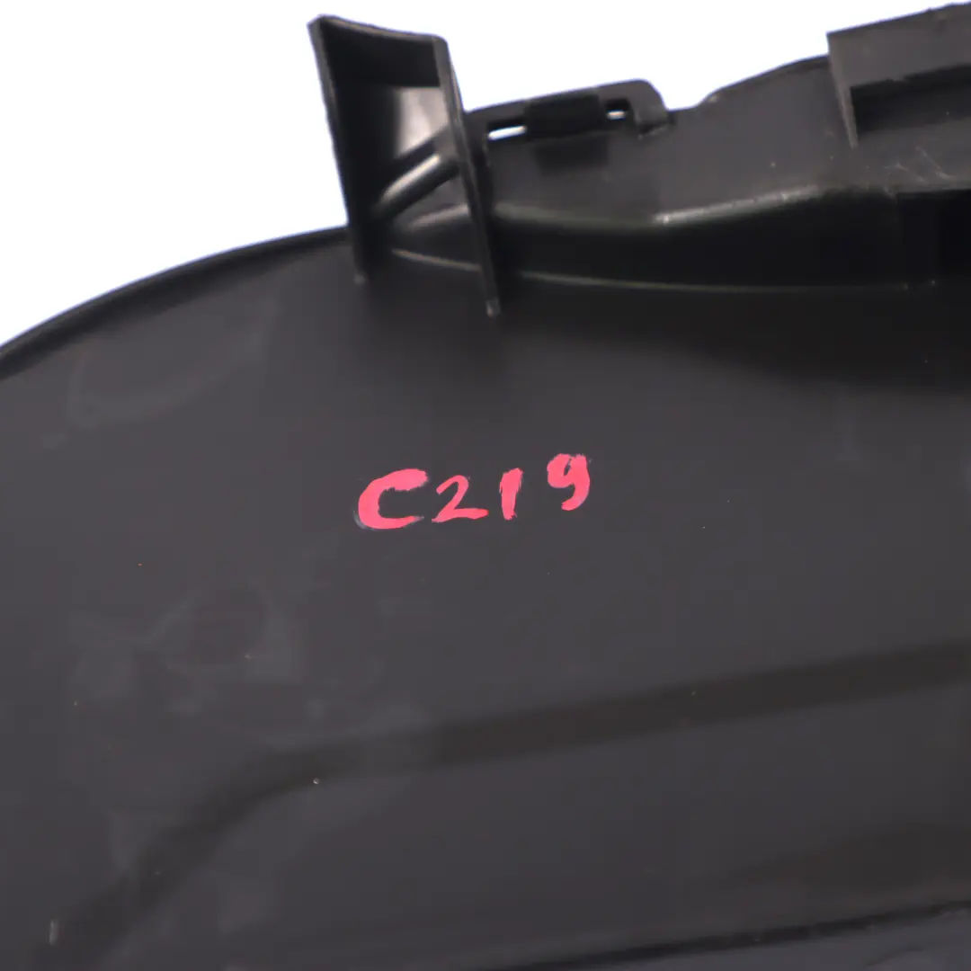 Canal para cables Mercedes W211 C219 Trasero Izquierdo Cables Canal para con número de pieza A2118211189 Canal para cables Mercedes W211 C219 Trasero Izquierdo Cables Canal - SKU A2118211189 - Número de pieza A2118211189