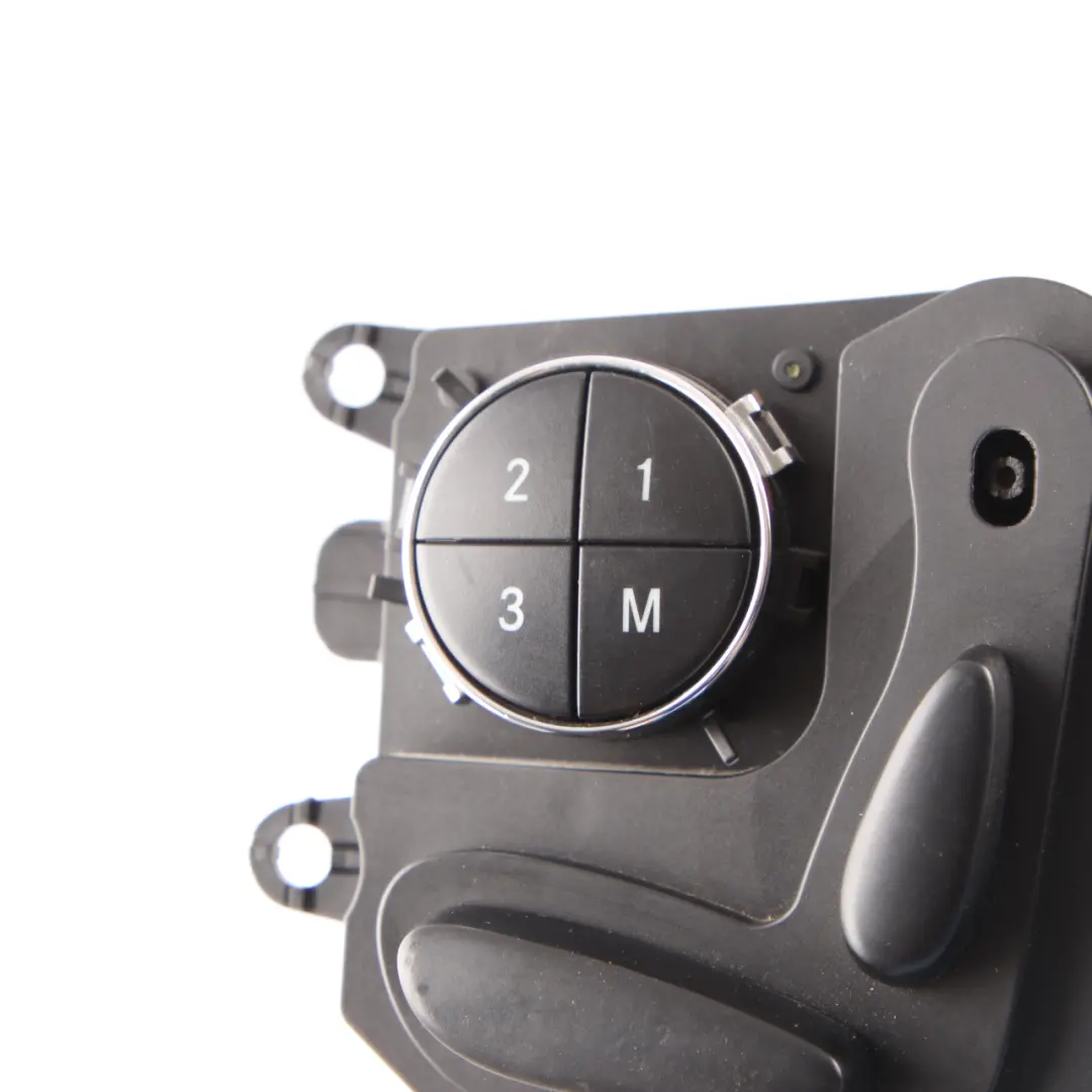 Mercedes W204 Sitz verstellung Schalter Bedienfeld vorne rechts A0008008078 - SKU A2118215279 - Teilenummer A2118215279
