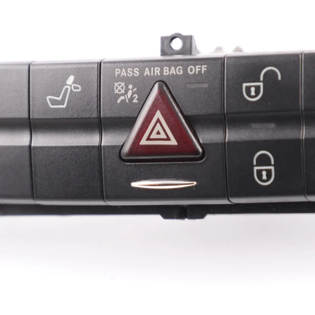 Mercedes W211 Cruscotto Pannello Interruttore Striscia Riscaldatore - SKU A2118218558 - Numero di parte A2118218558