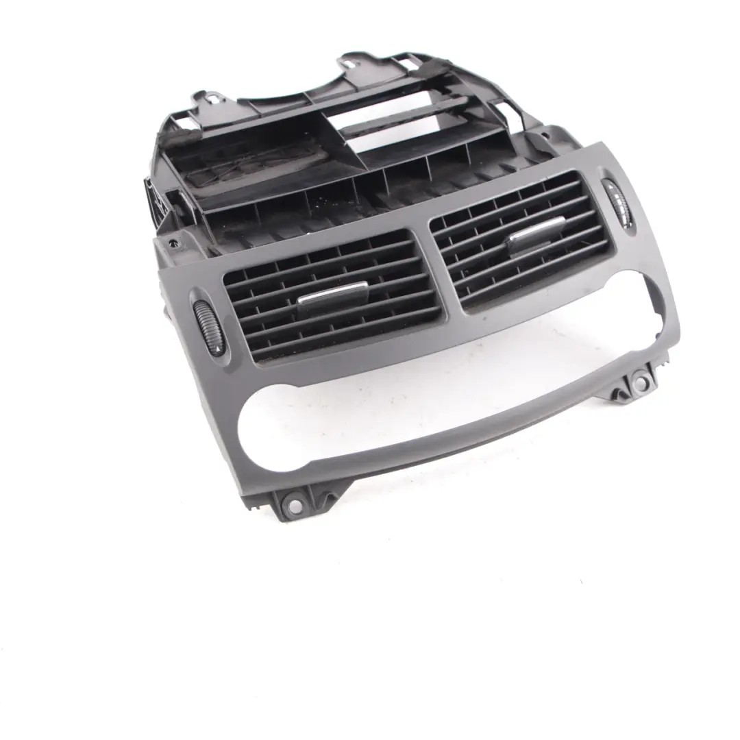 tableau bord grille d'aération centrale garniture buse pour Mercedes W211 à propos du numéro de pièce A2118301854 Mercedes W211 tableau bord grille d'aération centrale garniture buse - SKU A2118301854 - Numéro de pièce A2118301854