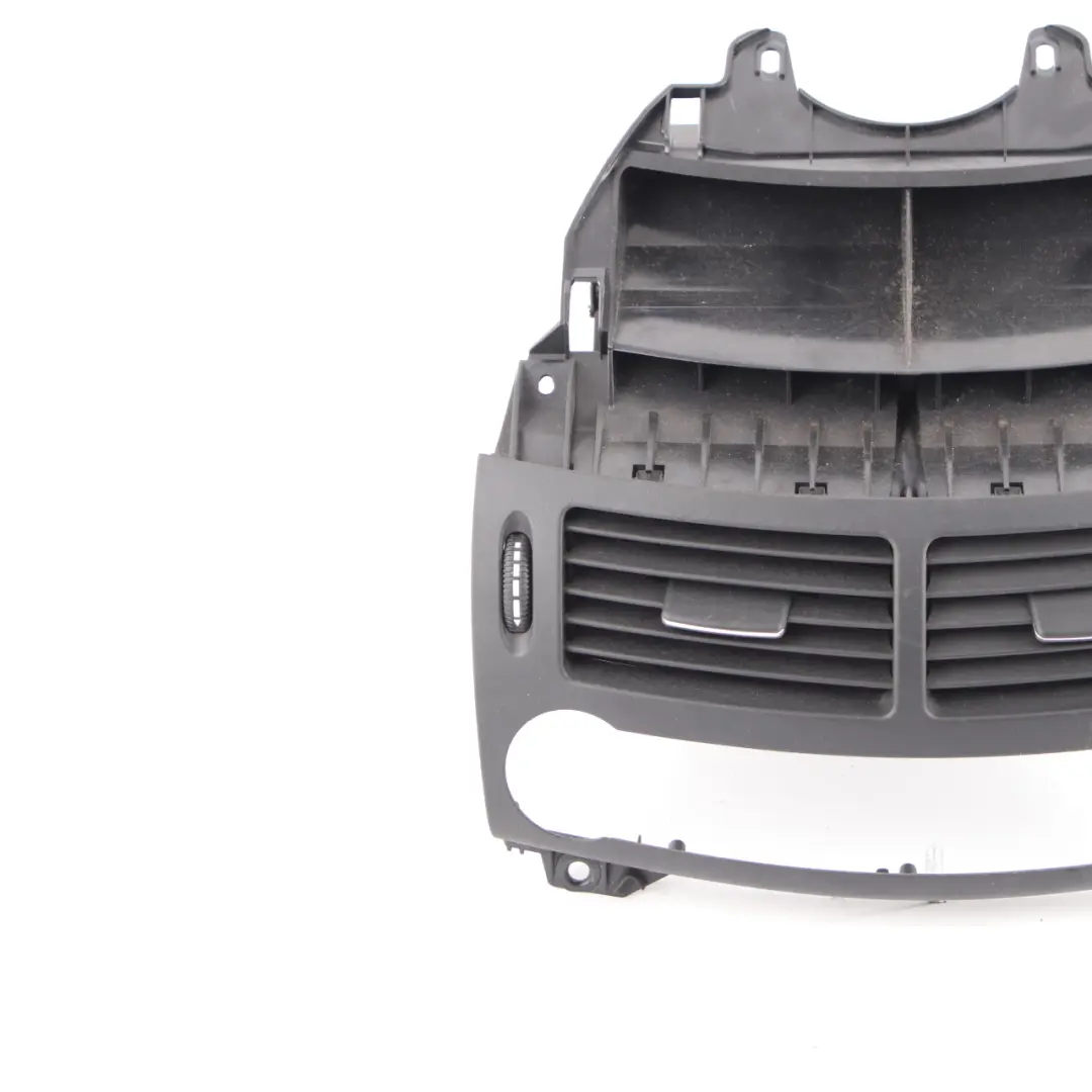 Griglia aria fresca anteriore centro sfiato cruscotto per Mercedes W211 con numero di parte A2118301954 Mercedes W211 Griglia aria fresca anteriore centro sfiato cruscotto - SKU A2118301954 - Numero di parte A2118301954