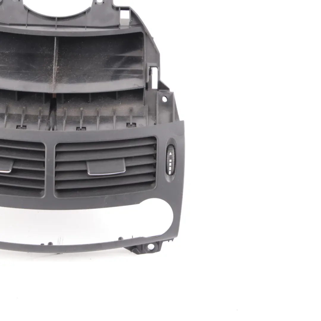 Mercedes W211 Frischluftgitter Vorne Mitte Vent Dash Dashboard - SKU A2118301954 - Teilenummer A2118301954