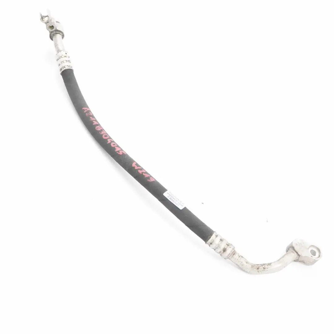 Conditioning Pipe Mercedes W211 W219 A/C Air Con Hose Line to Air with Part number A2118304015 Air Conditioning Pipe Mercedes W211 W219 A/C Air Con Hose Line - SKU A2118304015 - Part number A2118304015