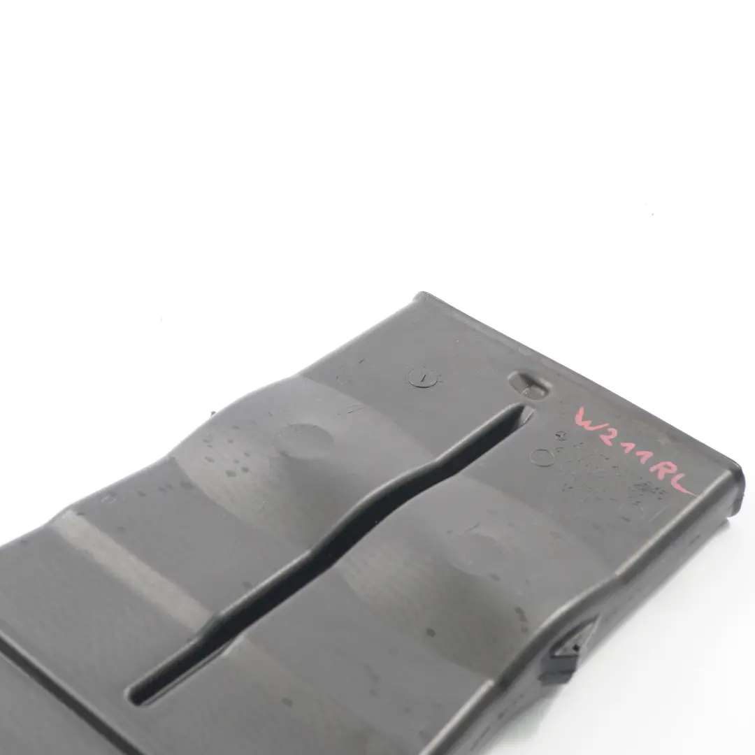 Canal d'aération arrière gauche droite pour Mercedes W211 CLS C219 à propos du numéro de pièce A2118310545 Mercedes W211 CLS C219 Canal d'aération arrière gauche droite - SKU A2118310545 - Numéro de pièce A2118310545