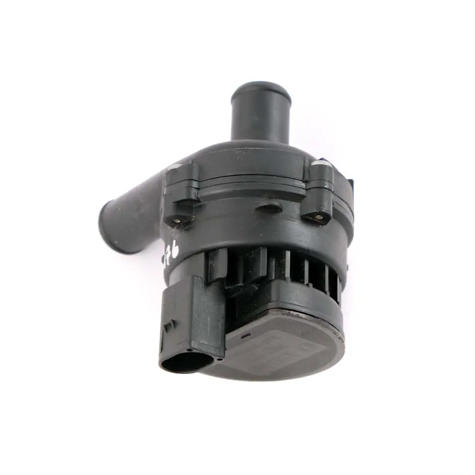 Pompe eau auxiliaire de refroidissement supplémentaire pour Mercedes W176 à propos du numéro de pièce A2118350367 Mercedes W176 Pompe eau auxiliaire de refroidissement supplémentaire - SKU A2118350367 - Numéro de pièce A2118350367