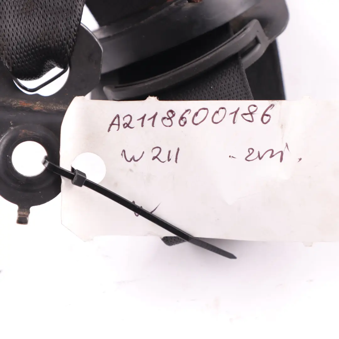 Mercedes W211 Cinturón De Seguridad Delantero Izquierdo Negro - SKU A2118600186 - Número de pieza A2118600186