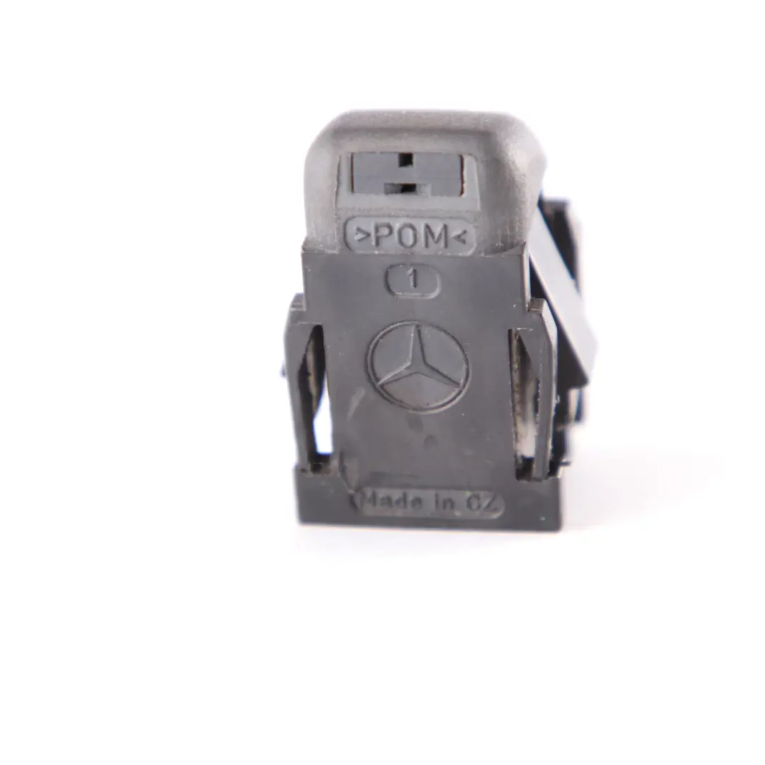 Mercedes CL 203 W211 Inyector Boquilla Limpiaparabrisas - SKU A2118601347 - Número de pieza A2118601347