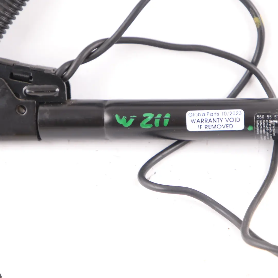 Fibbia cintura di sicurezza Mercedes W211 CLS C219 anteriore destra tenditore per con numero di parte A2118602069 Fibbia cintura di sicurezza Mercedes W211 CLS C219 anteriore destra tenditore - SKU A2118602069 - Numero di parte A2118602069