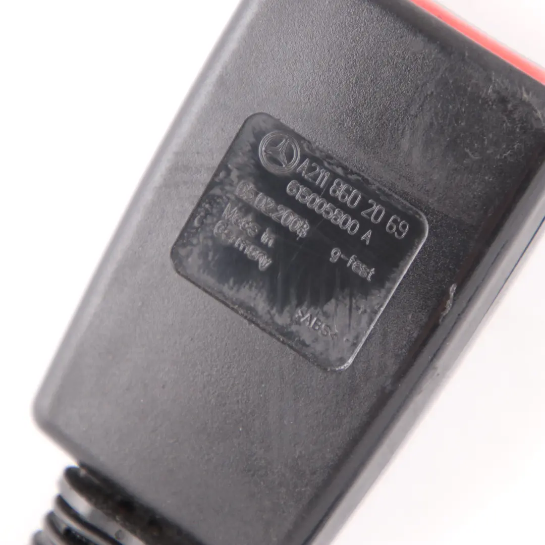 Fibbia cintura di sicurezza Mercedes W211 CLS C219 anteriore destra tenditore per con numero di parte A2118602069 Fibbia cintura di sicurezza Mercedes W211 CLS C219 anteriore destra tenditore - SKU A2118602069 - Numero di parte A2118602069