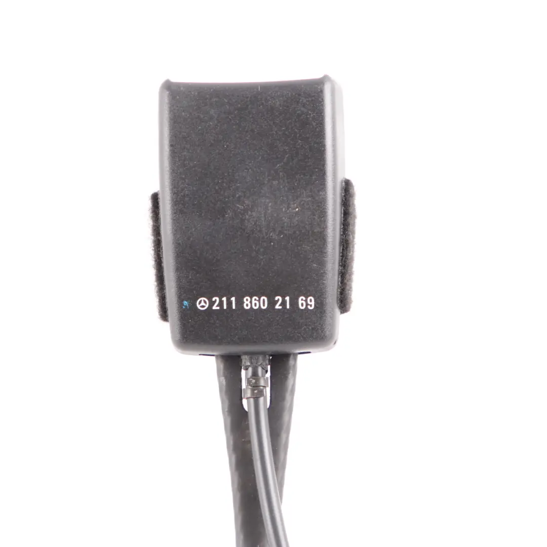 W219 Zapinka Klamry Pasa Przód Lewy do Mercedes W211 CLS o numerze A2118602169 Mercedes W211 CLS W219 Zapinka Klamry Pasa Przód Lewy - SKU A2118602169 - Numer Części A2118602169