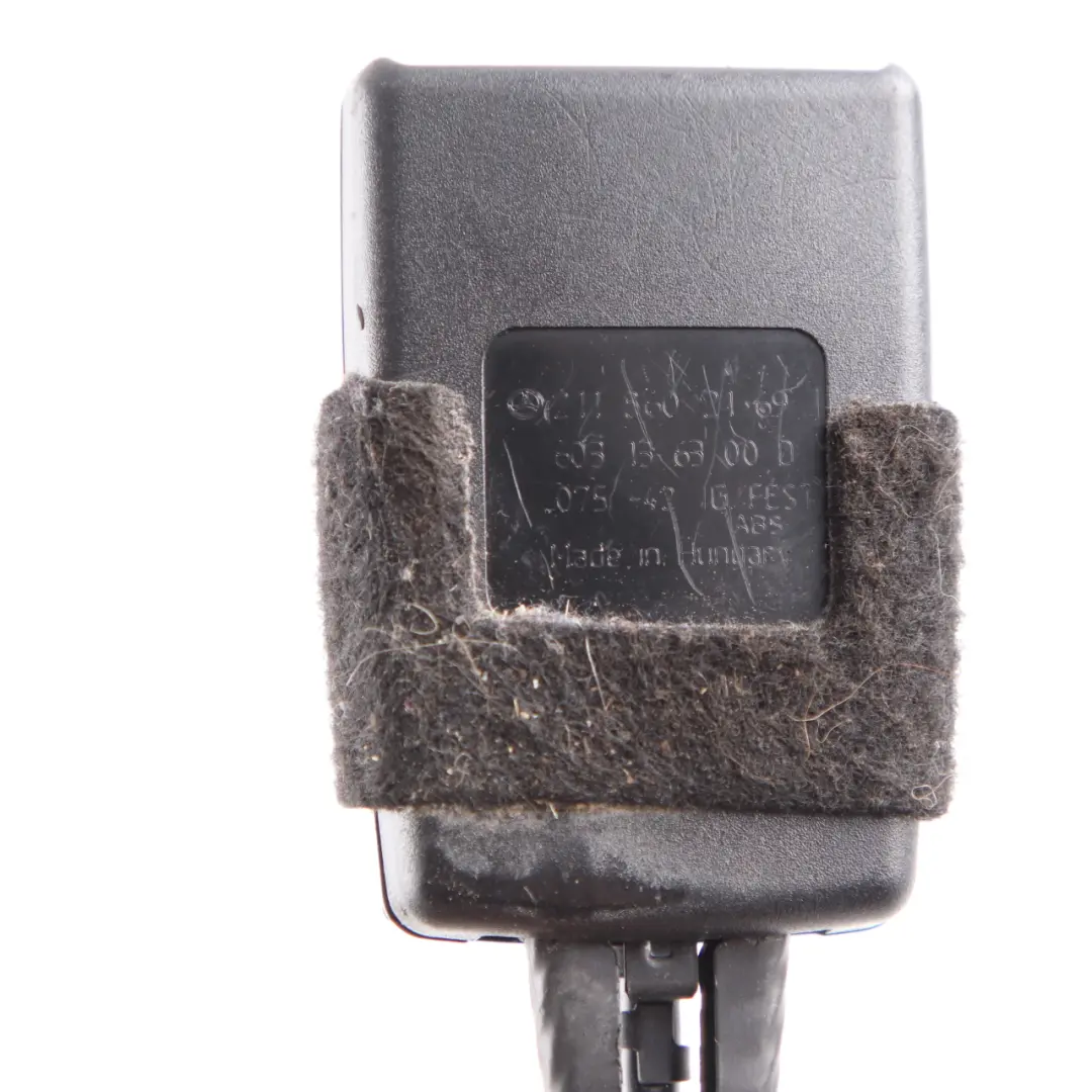 Fibbia cintura sicurezza Mercedes W211 CLS W219 Tensionatore anteriore sinistro per con numero di parte A2118602169 Fibbia cintura sicurezza Mercedes W211 CLS W219 Tensionatore anteriore sinistro - SKU A2118602169 - Numero di parte A2118602169