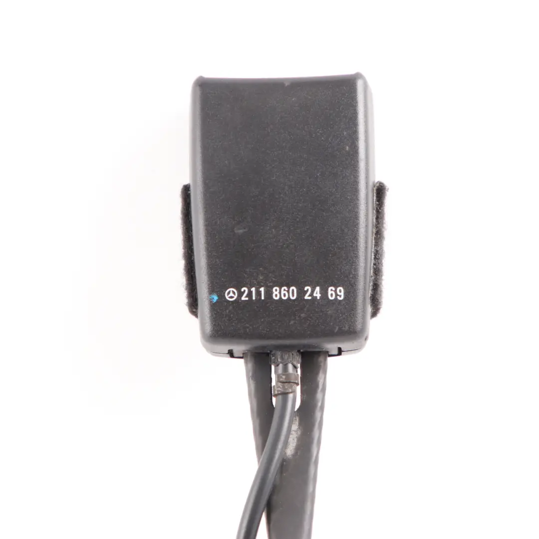 Mercedes W211 CLS W219 Gurt Schloss Straffer Vorne Rechts - SKU A2118602469 - Teilenummer A2118602469