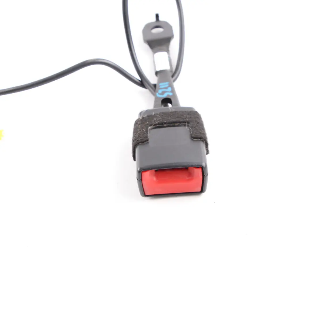 W219 Tendeur Boucle Ceinture Avant Droit pour Mercedes W211 CLS à propos du numéro de pièce A2118602469 Mercedes W211 CLS W219 Tendeur Boucle Ceinture Avant Droit - SKU A2118602469 - Numéro de pièce A2118602469