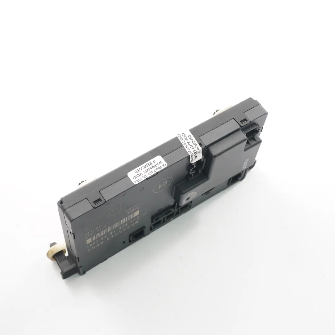 Tür modul vorne rechts Steuergerät ECU für Mercedes W211 mit Teilenummer A2118701026 Mercedes W211 Tür modul vorne rechts Steuergerät ECU - SKU A2118701026 - Teilenummer A2118701026