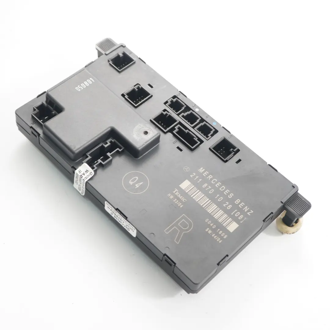 Modulo porta anteriore destra Unità controllo ECU per Mercedes W211 con numero di parte A2118701026 Mercedes W211 Modulo porta anteriore destra Unità controllo ECU - SKU A2118701026 - Numero di parte A2118701026