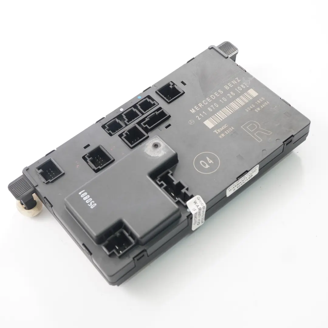 Módulo Puerta Delantera Derecha Unidad Control ECU para Mercedes W211 con número de pieza A2118701026 Mercedes W211 Módulo Puerta Delantera Derecha Unidad Control ECU - SKU A2118701026 - Número de pieza A2118701026