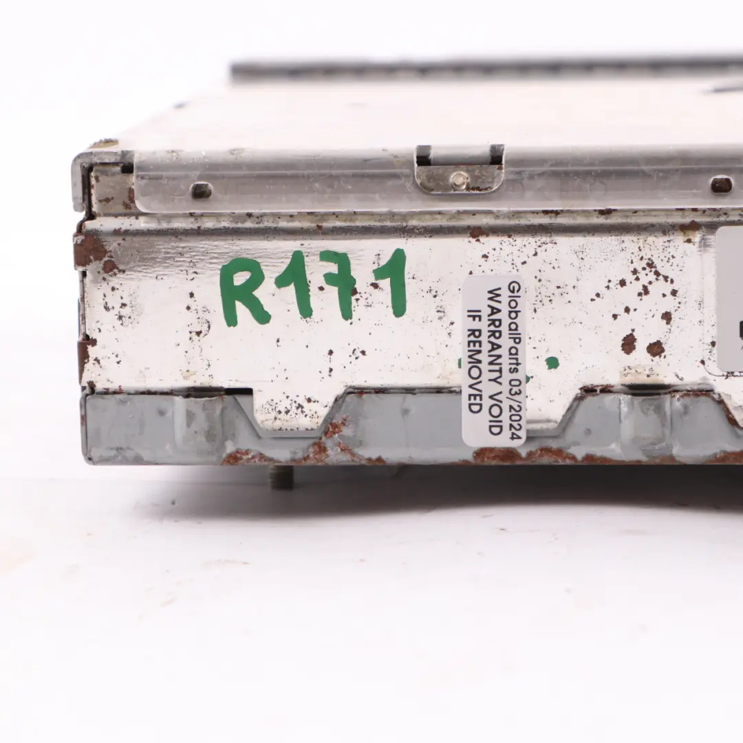 Audio Amplifier Mercedes R171 W211 C219 Sound Harman Kardon Module to with Part number A2118701489 Audio Amplifier Mercedes R171 W211 C219 Sound Harman Kardon Module - SKU A2118701489 - Part number A2118701489