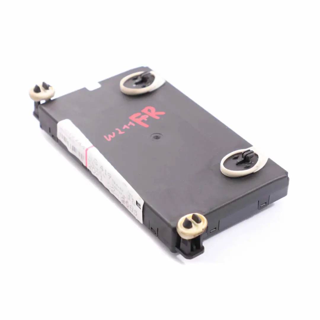 Módulo Puerta Delantera Derecha Unidad Control ECU para Mercedes W211 con número de pieza A2118702085 Mercedes W211 Módulo Puerta Delantera Derecha Unidad Control ECU - SKU A2118702085 - Número de pieza A2118702085