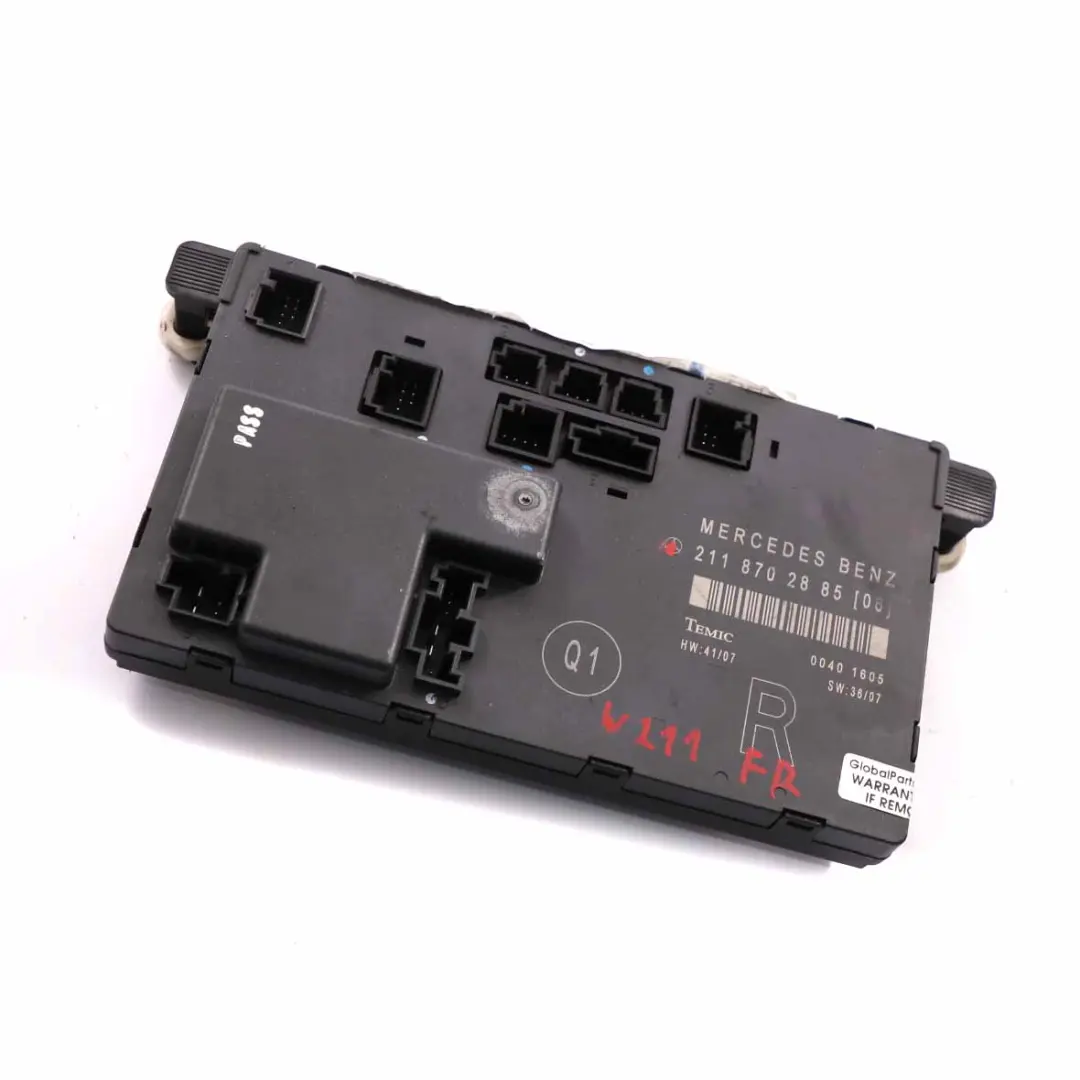 Module de porte avant droit Unité de contrôle ECU pour Mercedes W211 à propos du numéro de pièce A2118702885 Mercedes W211 Module de porte avant droit Unité de contrôle ECU - SKU A2118702885 - Numéro de pièce A2118702885
