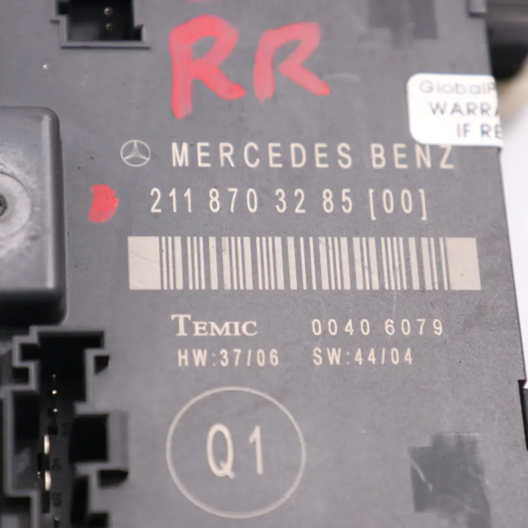 Tür modul hinten rechts Steuergerät ECU für Mercedes W211 mit Teilenummer A2118703285 Mercedes W211 Tür modul hinten rechts Steuergerät ECU - SKU A2118703285 - Teilenummer A2118703285