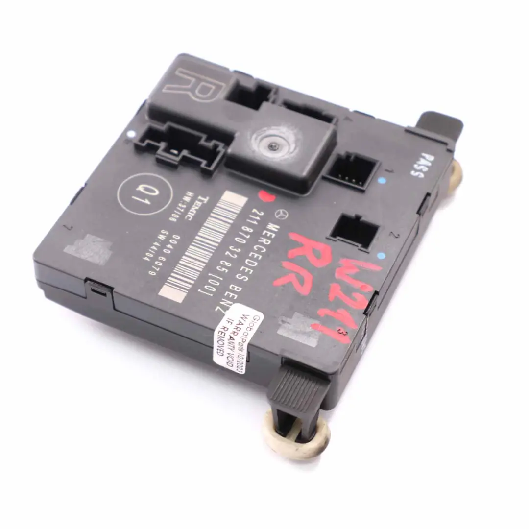 Module de porte arrière droite Control Unit ECU pour Mercedes W211 à propos du numéro de pièce A2118703285 Mercedes W211 Module de porte arrière droite Control Unit ECU - SKU A2118703285 - Numéro de pièce A2118703285