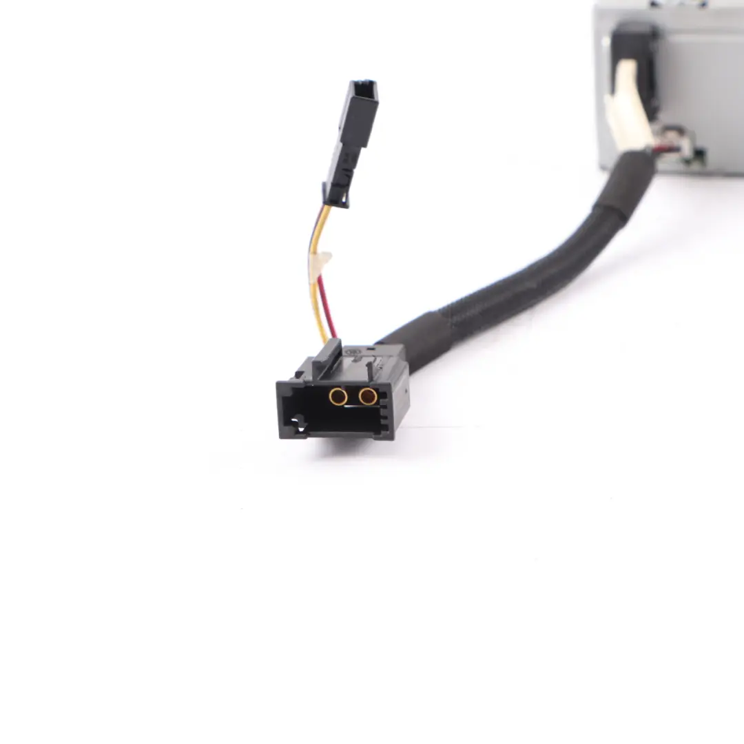 Zmieniarka CD na 6 płyt do Mercedes ML W164 SLK R171 W211 C219 o numerze A2118705390 Mercedes ML W164 SLK R171 W211 C219 Zmieniarka CD na 6 płyt - SKU A2118705390 - Numer Części A2118705390