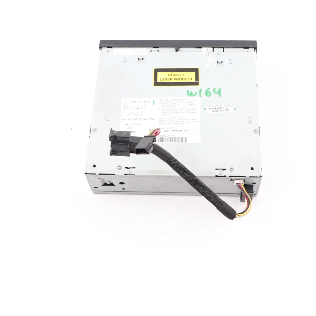 changeur CD 6 disques pour Mercedes ML W164 SLK R171 W211 C219 à propos du numéro de pièce A2118705390 Mercedes ML W164 SLK R171 W211 C219 changeur CD 6 disques - SKU A2118705390 - Numéro de pièce A2118705390