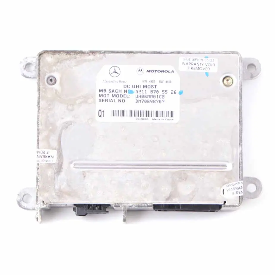 W219 Motorola Modulo di controllo telefono DC UHI MOST per Mercedes con numero di parte A2118705526 Mercedes W219 Motorola Modulo di controllo telefono DC UHI MOST - SKU A2118705526 - Numero di parte A2118705526