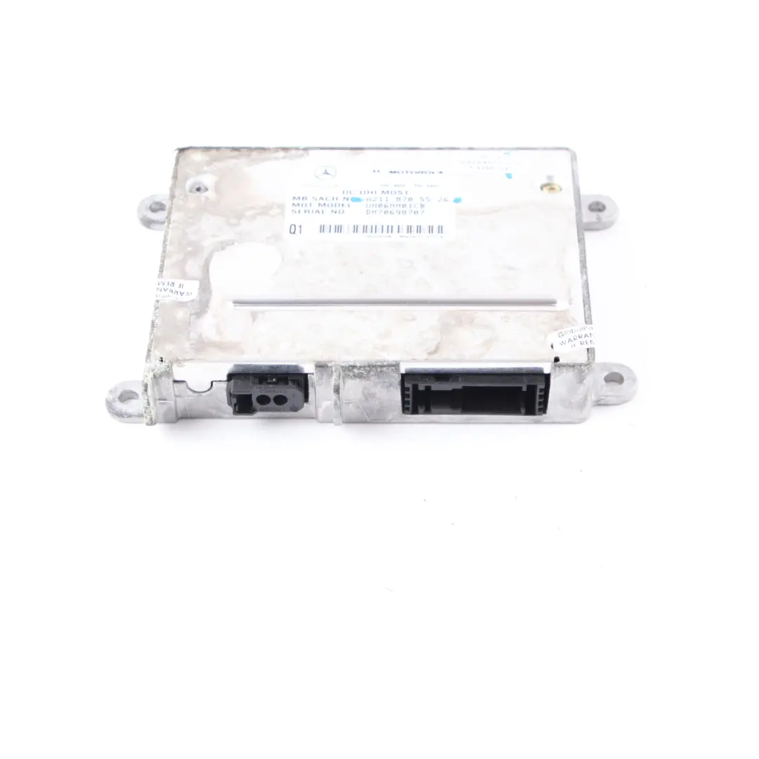W219 Motorola Módulo de control del teléfono DC UHI MOST para Mercedes con número de pieza A2118705526 Mercedes W219 Motorola Módulo de control del teléfono DC UHI MOST - SKU A2118705526 - Número de pieza A2118705526