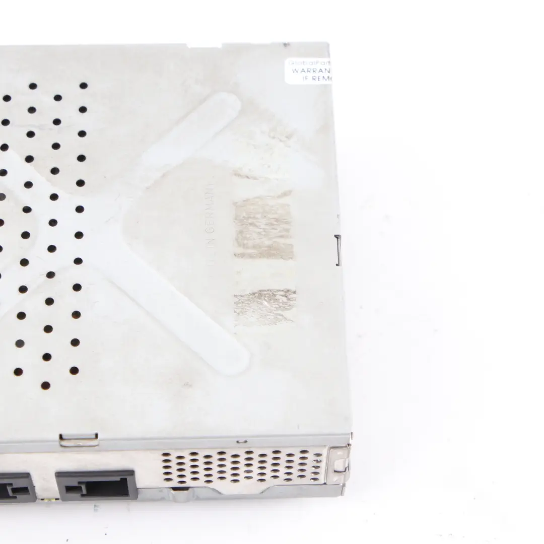 Audio Verstärker Mercedes W211 CLS C219 AMP Becker Modul Einheit für  mit Teilenummer A2118706689  Audio Verstärker Mercedes W211 CLS C219 AMP Becker Modul Einheit - SKU A2118706689 - Teilenummer A2118706689