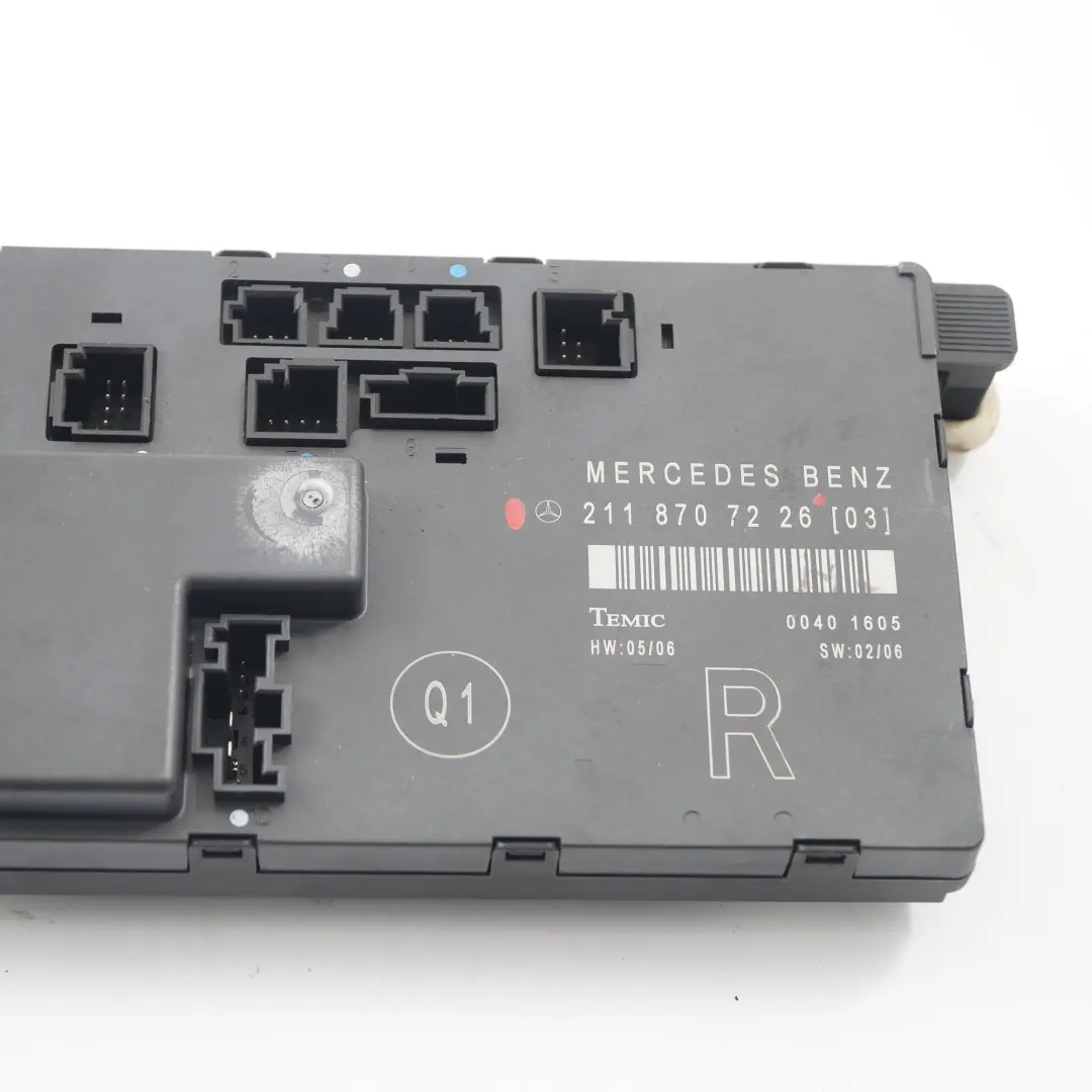 Modulo porta anteriore destra Unità di controllo ECU per Mercedes W211 con numero di parte A2118707226 Mercedes W211 Modulo porta anteriore destra Unità di controllo ECU - SKU A2118707226 - Numero di parte A2118707226