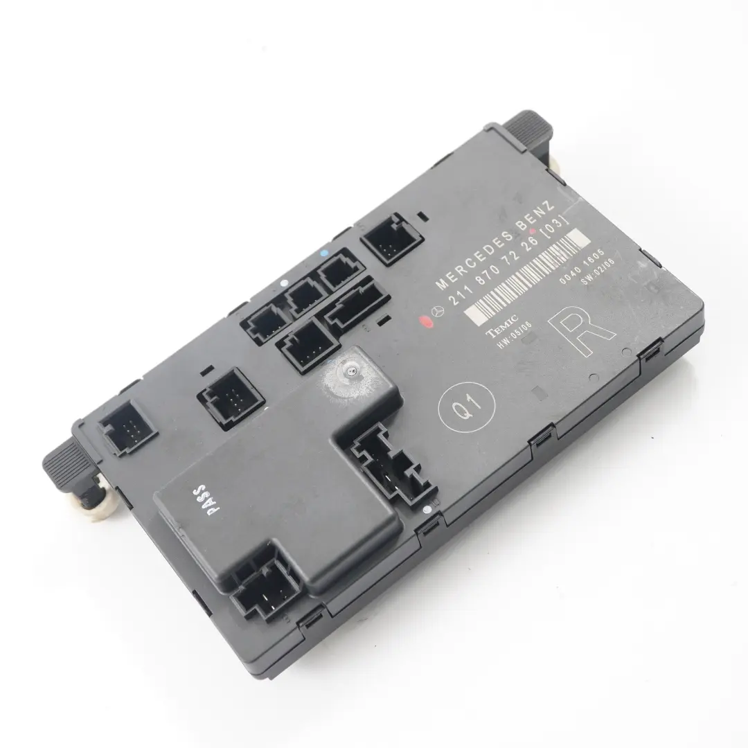 Module de porte avant droit Unité de contrôle ECU pour Mercedes W211 à propos du numéro de pièce A2118707226 Mercedes W211 Module de porte avant droit Unité de contrôle ECU - SKU A2118707226 - Numéro de pièce A2118707226