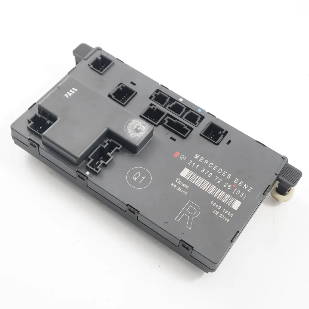 Modulo porta anteriore destra Unità di controllo ECU per Mercedes W211 con numero di parte A2118707226 Mercedes W211 Modulo porta anteriore destra Unità di controllo ECU - SKU A2118707226 - Numero di parte A2118707226