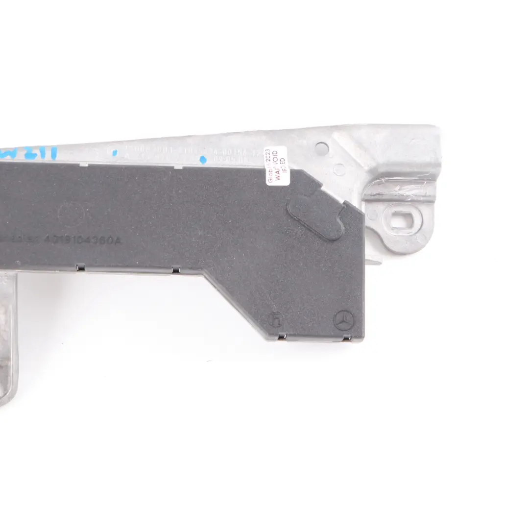 C-Pillar Radio Aerial Antenna Amplifier Module Unit to Mercedes W211 with Part number A2118707389 Mercedes W211 C-Pillar Radio Aerial Antenna Amplifier Module Unit - SKU A2118707389 - Part number A2118707389