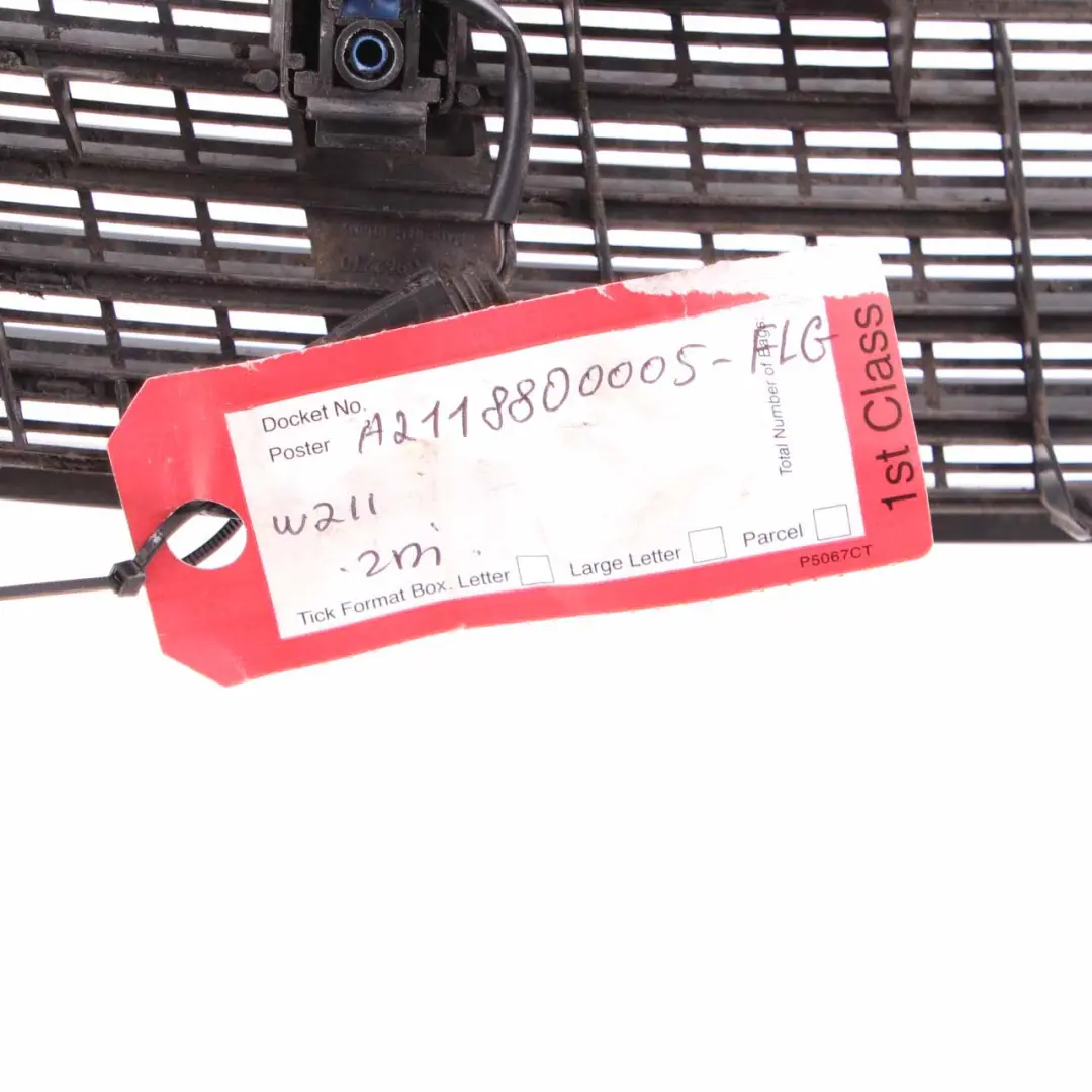 Mercedes W211 Capó Panel Aire Rejilla Lavaparabrisas Gris Flint 368 - SKU A2118800005-FLG - Número de pieza A2118800005
