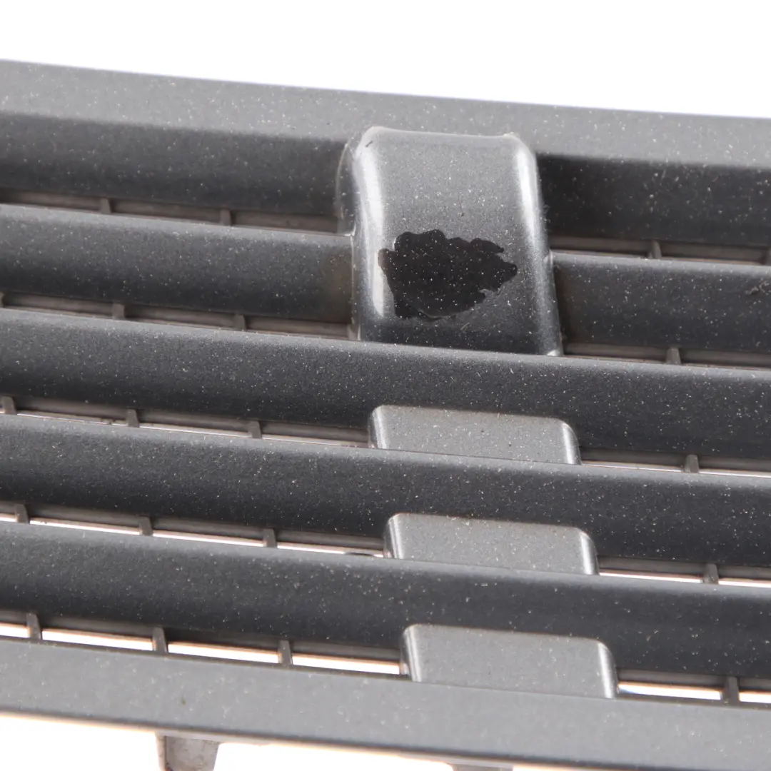 Mercedes W211 Capot Panneau d'air Jets de lavage de la grille Flint Grey 368 - SKU A2118800005-FLG - Numéro de pièce A2118800005