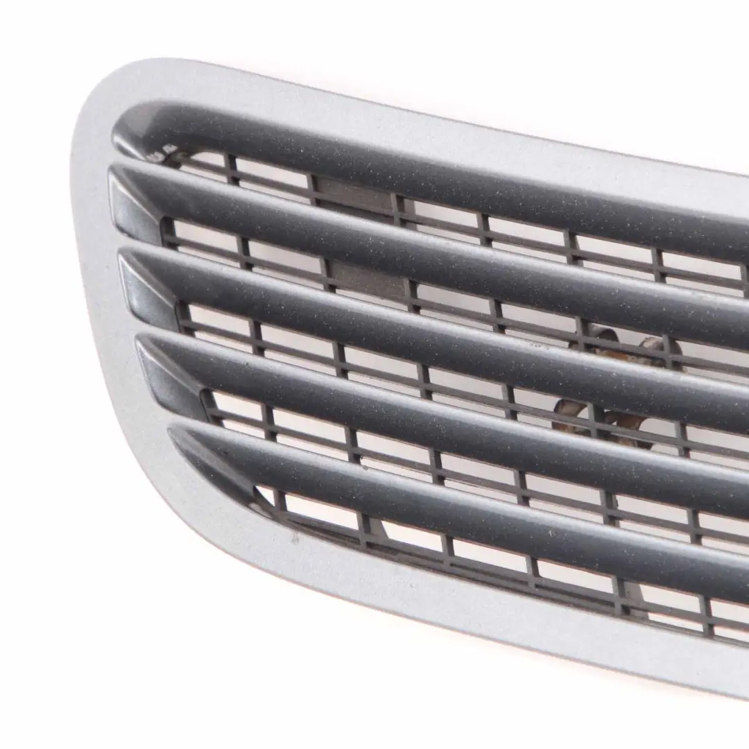 Capot Panneau d'air Jets de lavage de la grille Flint Grey 368 pour Mercedes W211 à propos du numéro de pièce A2118800005 Mercedes W211 Capot Panneau d'air Jets de lavage de la grille Flint Grey 368 - SKU A2118800005-FLG - Numéro de pièce A2118800005