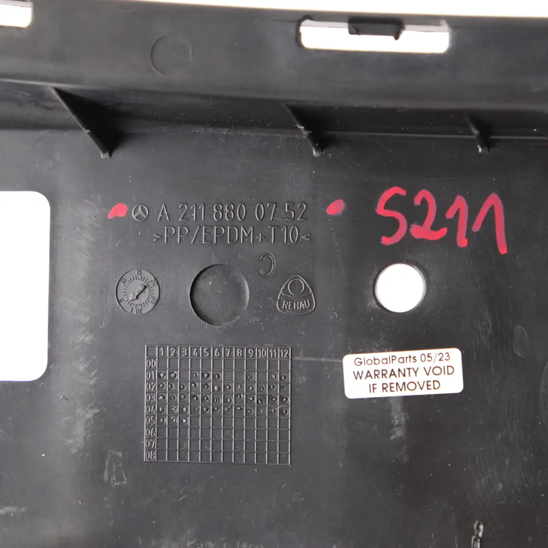 Soporte parachoques delantero Refuerzo para Mercedes W211 con número de pieza A2118800752 Mercedes W211 Soporte parachoques delantero Refuerzo - SKU A2118800752 - Número de pieza A2118800752