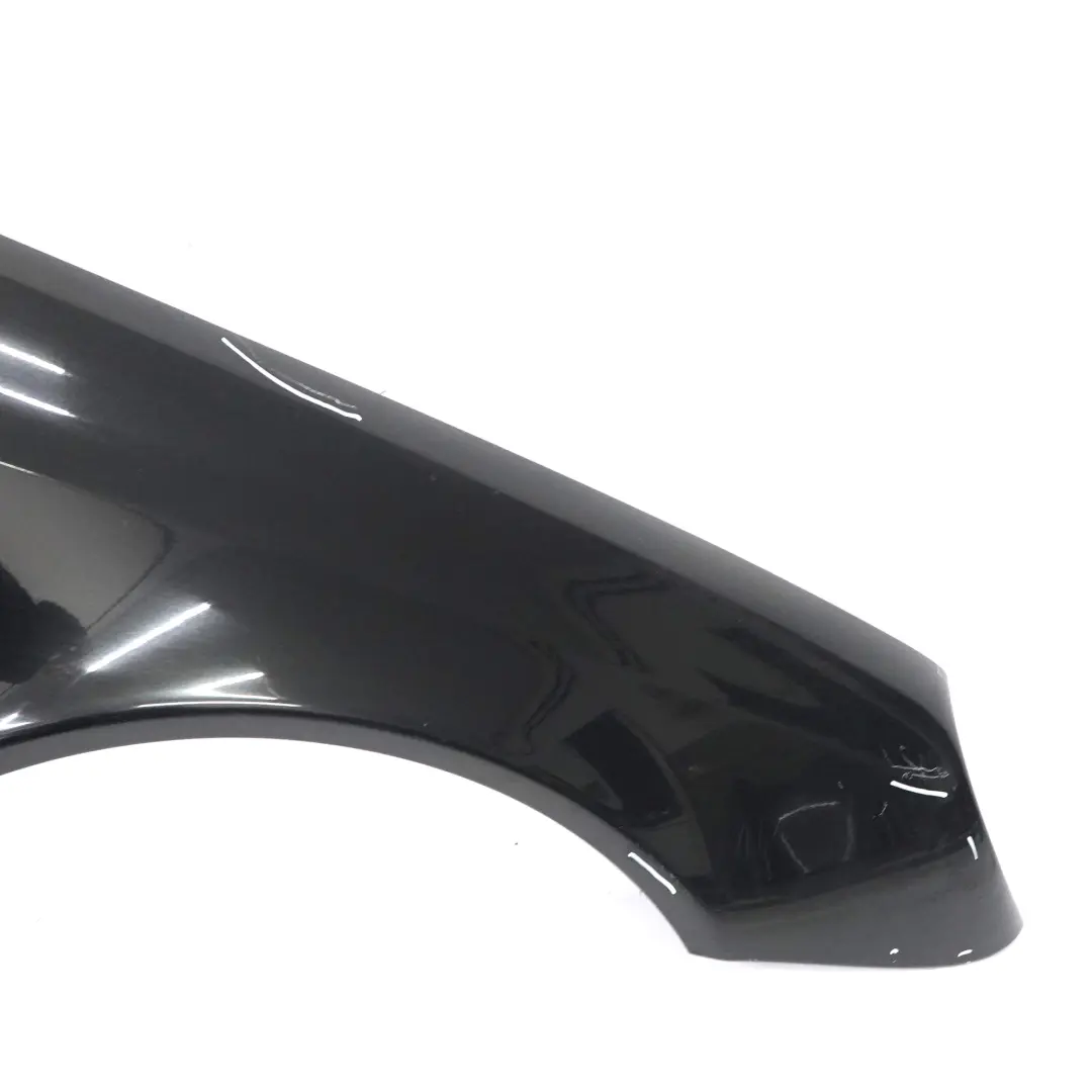 Side Panel Front Right Wing Fender Obsidian Black - 197 pour Mercedes W211 à propos du numéro de pièce A2118801418 Mercedes W211 Side Panel Front Right Wing Fender Obsidian Black - 197 - SKU A2118801418-OB1 - Numéro de pièce A2118801418