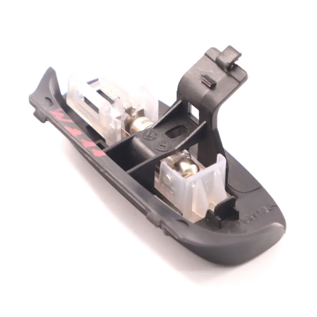 Mercedes W211 C219 Lampe d'intérieur siège avant Noir - SKU A2119140010 - Numéro de pièce A2119140010