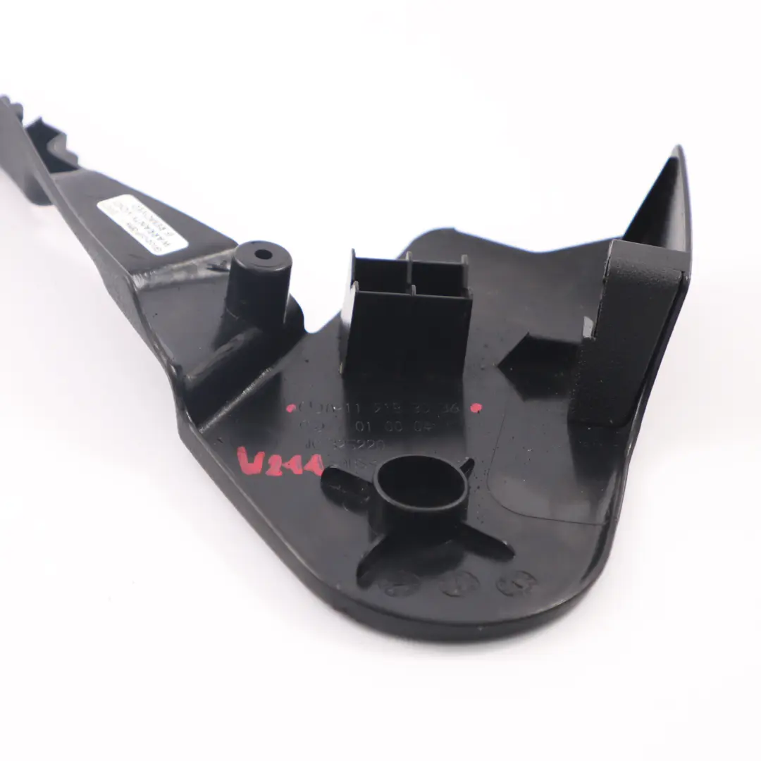 Rivestimento pannello sedili anteriori interno destro per Mercedes W211 con numero di parte A2119183036 Mercedes W211 Rivestimento pannello sedili anteriori interno destro - SKU A2119183036 - Numero di parte A2119183036