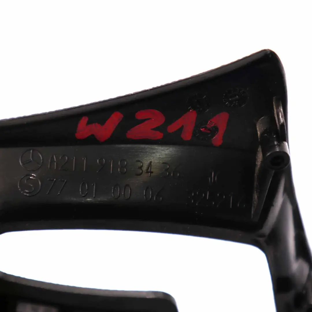 Osłona Przełącznika Fotela Prawa do Mercedes W211 o numerze A2119183436 Mercedes W211 Osłona Przełącznika Fotela Prawa - SKU A2119183436 - Numer Części A2119183436