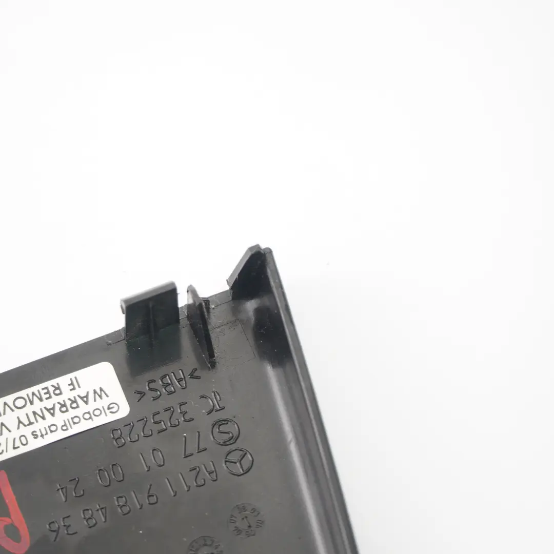 Vorder sitz verkleidung Mercedes W211 C219 Verkleidung rechts für mit Teilenummer A2119184836 Vorder sitz verkleidung Mercedes W211 C219 Verkleidung rechts - SKU A2119184836-1 - Teilenummer A2119184836