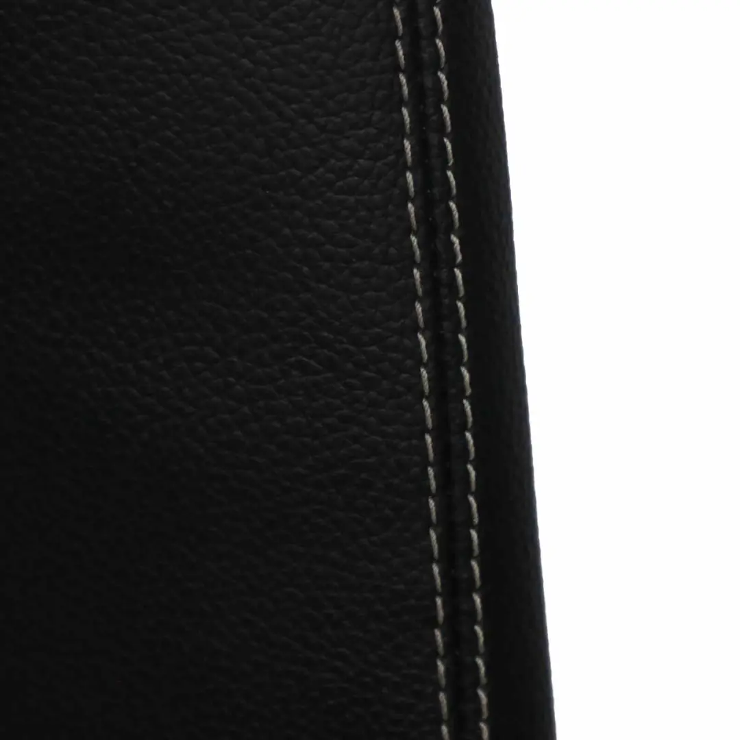 Berline Siege Arriere Reste Housse A Gauche Cuir Noir pour Mercedes W211 à propos du numéro de pièce A2119201591 Mercedes W211 Berline Siege Arriere Reste Housse A Gauche Cuir Noir - SKU A2119201591 - Numéro de pièce A2119201591