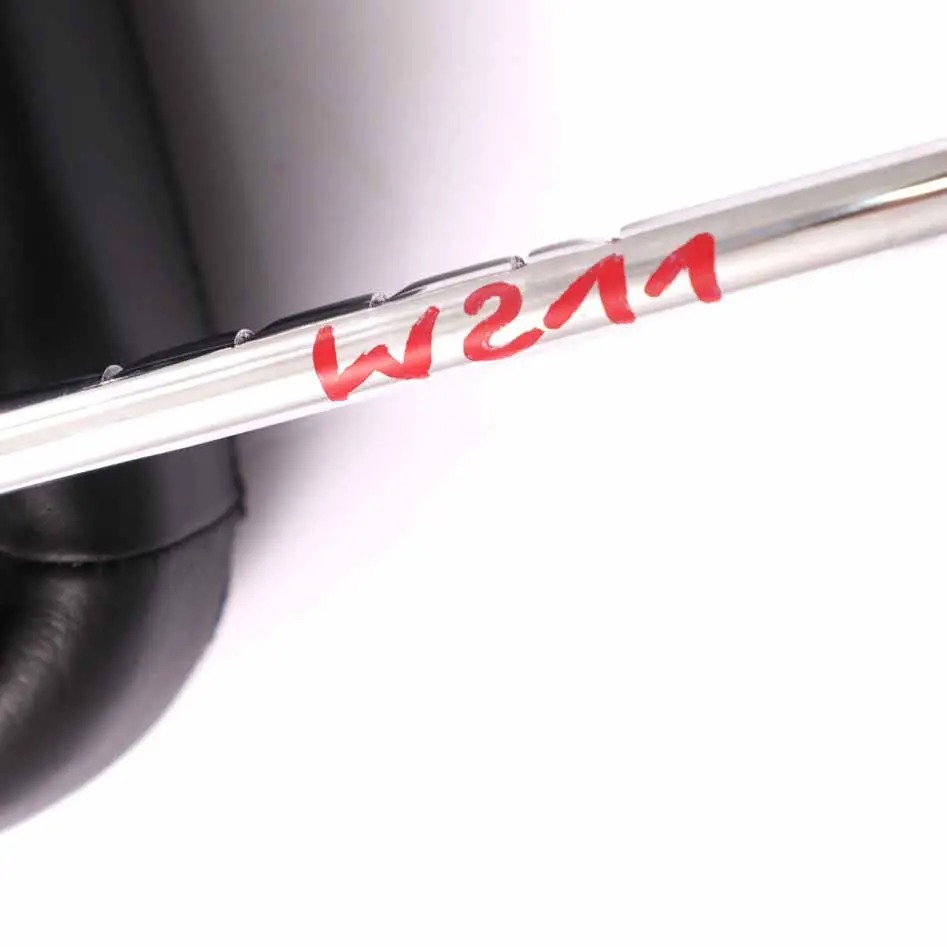 Appui-tête avant siège gauche droit simili cuir noir pour Mercedes W211 à propos du numéro de pièce A2119705480 Mercedes W211 Appui-tête avant siège gauche droit simili cuir noir - SKU A2119705480-1 - Numéro de pièce A2119705480