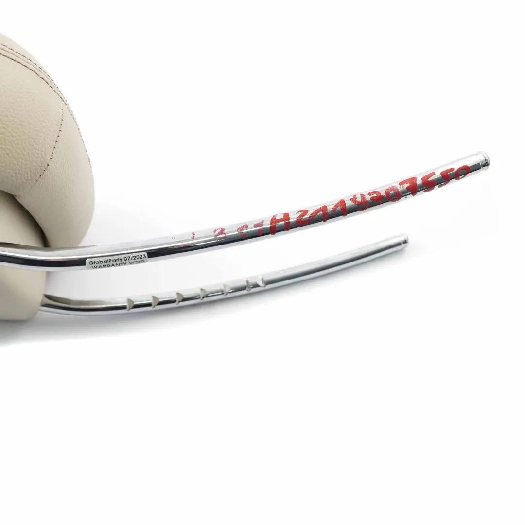 Appui-tête de siège avant gauche droite Appui-tête en cuir beige pour Mercedes W211 à propos du numéro de pièce A2119707550 Mercedes W211 Appui-tête de siège avant gauche droite Appui-tête en cuir beige - SKU A2119707550 - Numéro de pièce A2119707550