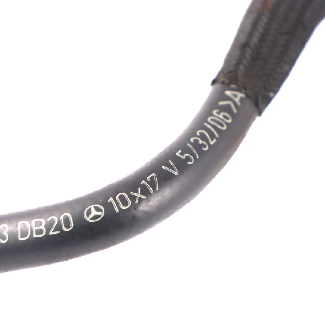 Refroidisseur d'huile de direction Ligne de tuyau refroidissement pour Mercedes C219 à propos du numéro de pièce A2119971482 Mercedes C219 Refroidisseur d'huile de direction Ligne de tuyau refroidissement - SKU A2119971482 - Numéro de pièce A2119971482